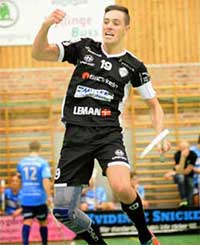 Viktor Hansson Innebandy Knästöd SofTec Genu Bauerfeind
